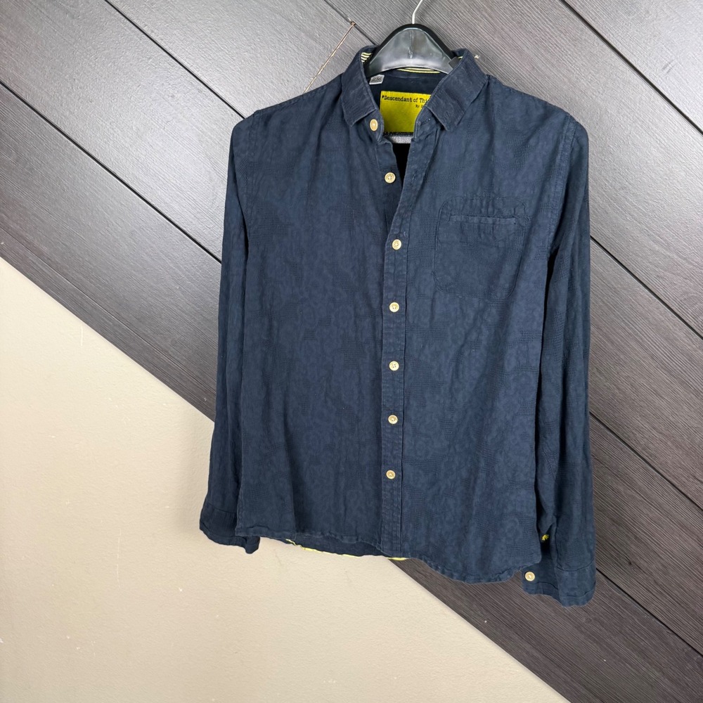 Descendant Of Thieves Mens Medium Navy Textured Cotton Jacquard Button Up Shirt